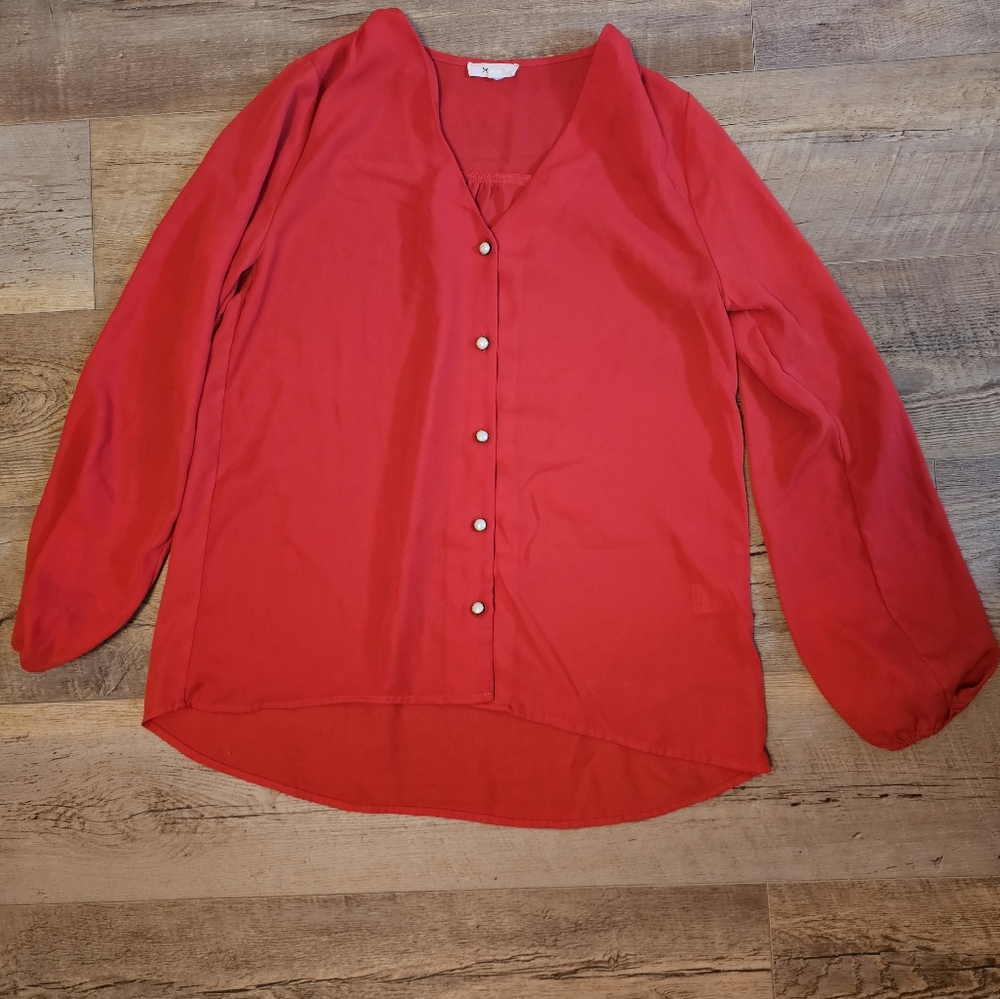 Everly red pearl button blouse size M
